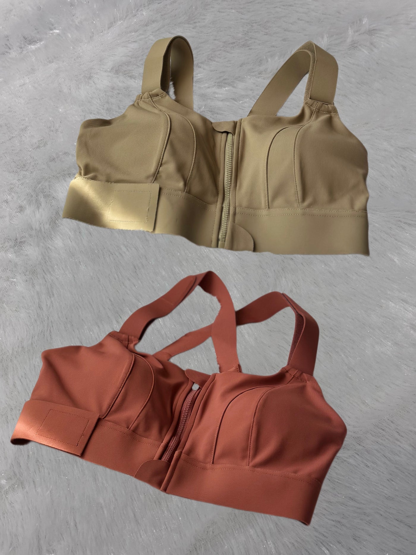 4 colors: High support Straps adjustable padded sports bra