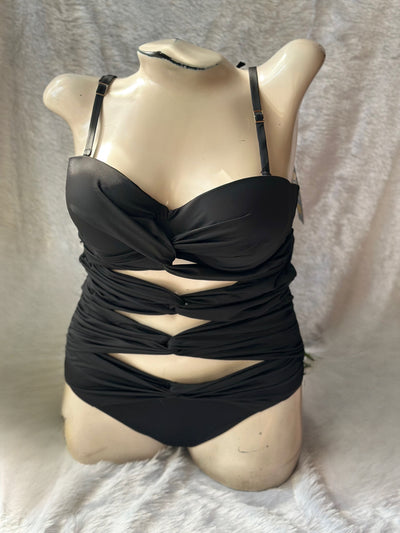 Elegant onyx rose : Black monokini swimsuit